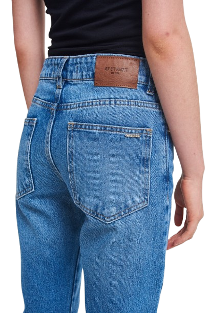 JEAN ESSENTIAL