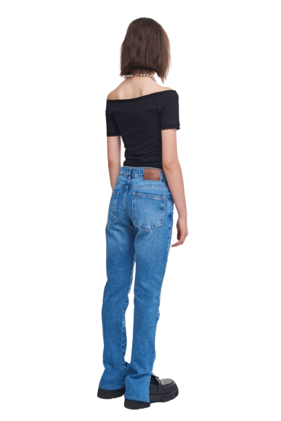 JEAN ESSENTIAL